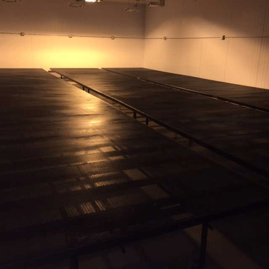 Continuous / Custom Tray Rolling Bench System - per square foot - BetterGrow Hydro