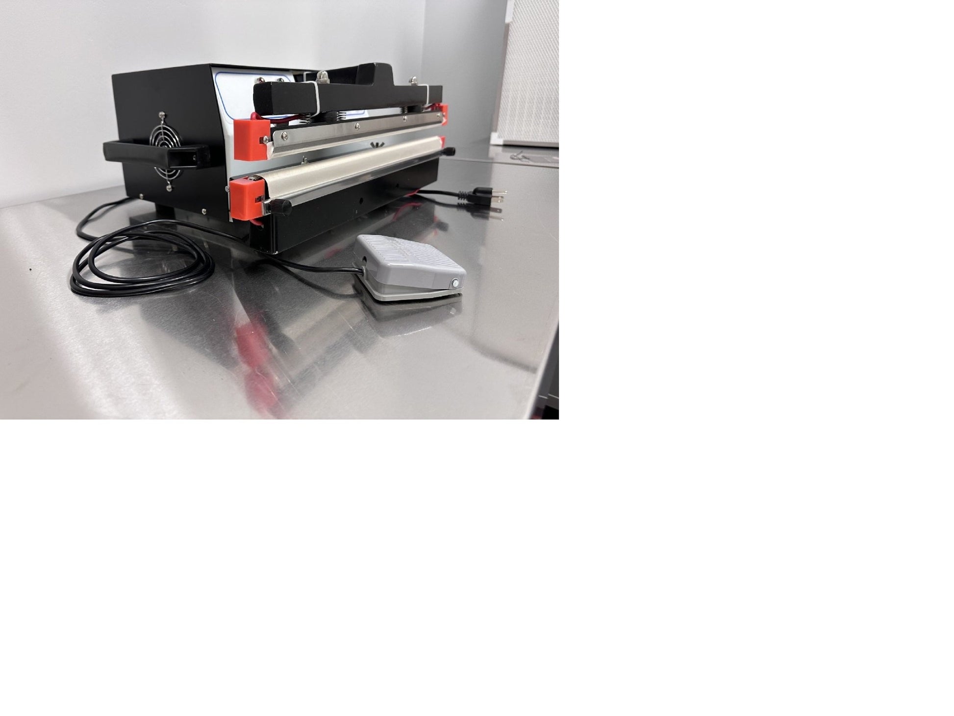 FloCube 120V 18" Impulse Sealer - Foot Pedal Operated - BetterGrow Hydro