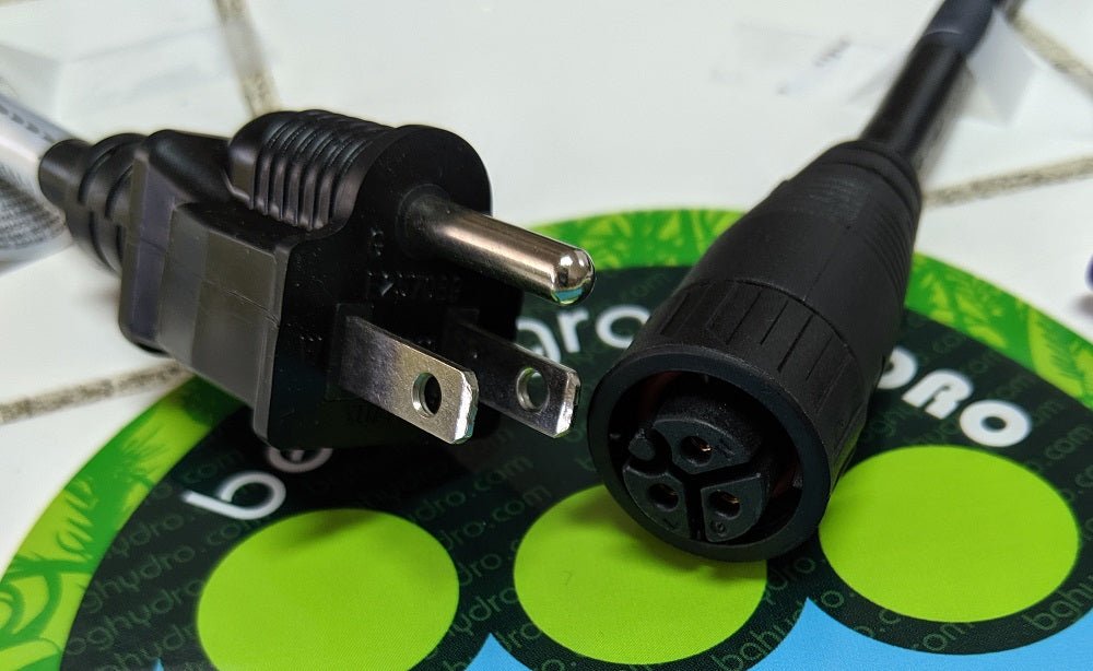 Fluence AC Power Cord - Push Lock - 15 ft, NEMA 5 (120v) - BetterGrow Hydro