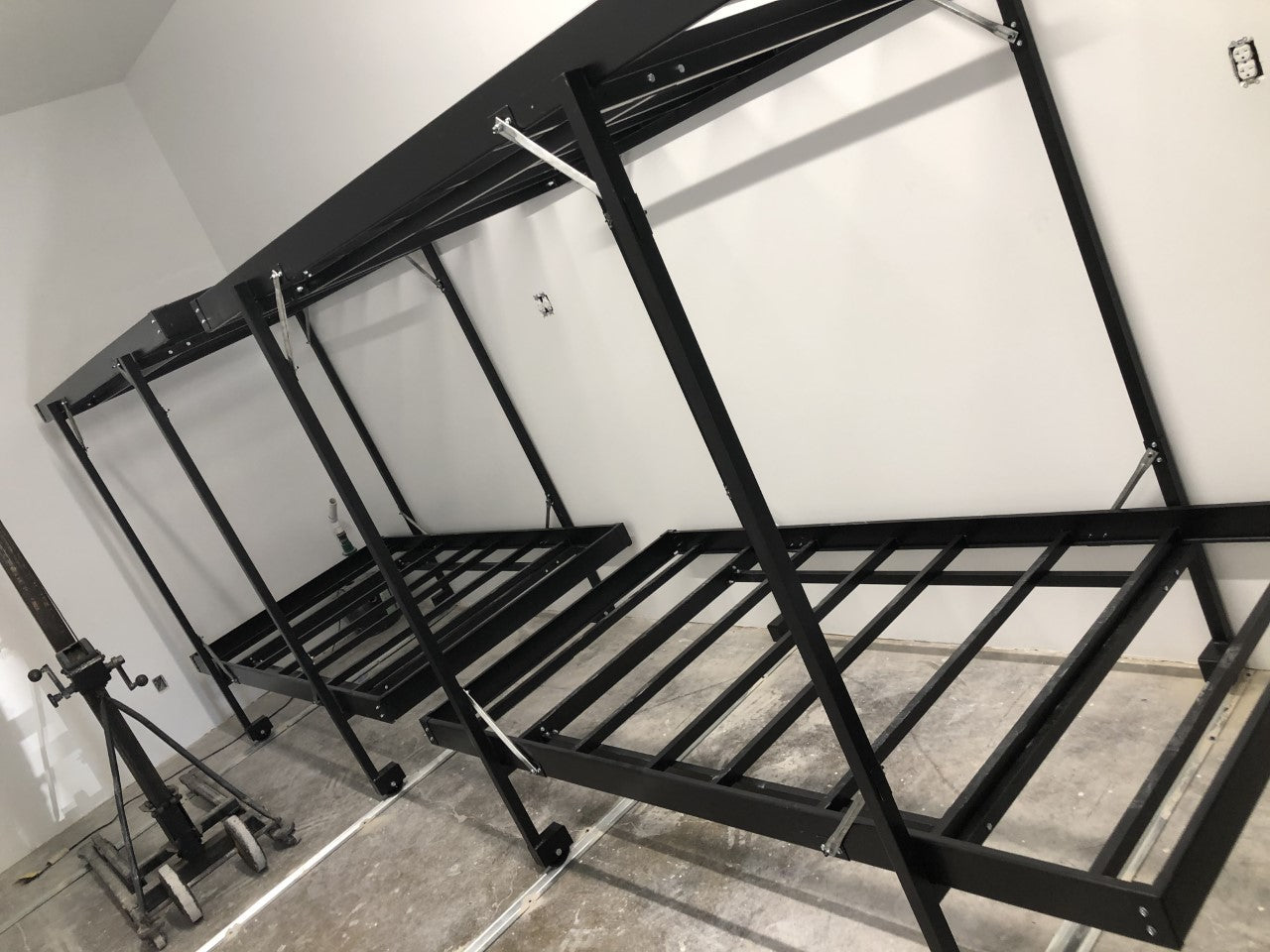 Multi - Tier Continuous / Custom Tray Bench System - per square foot - BetterGrow Hydro
