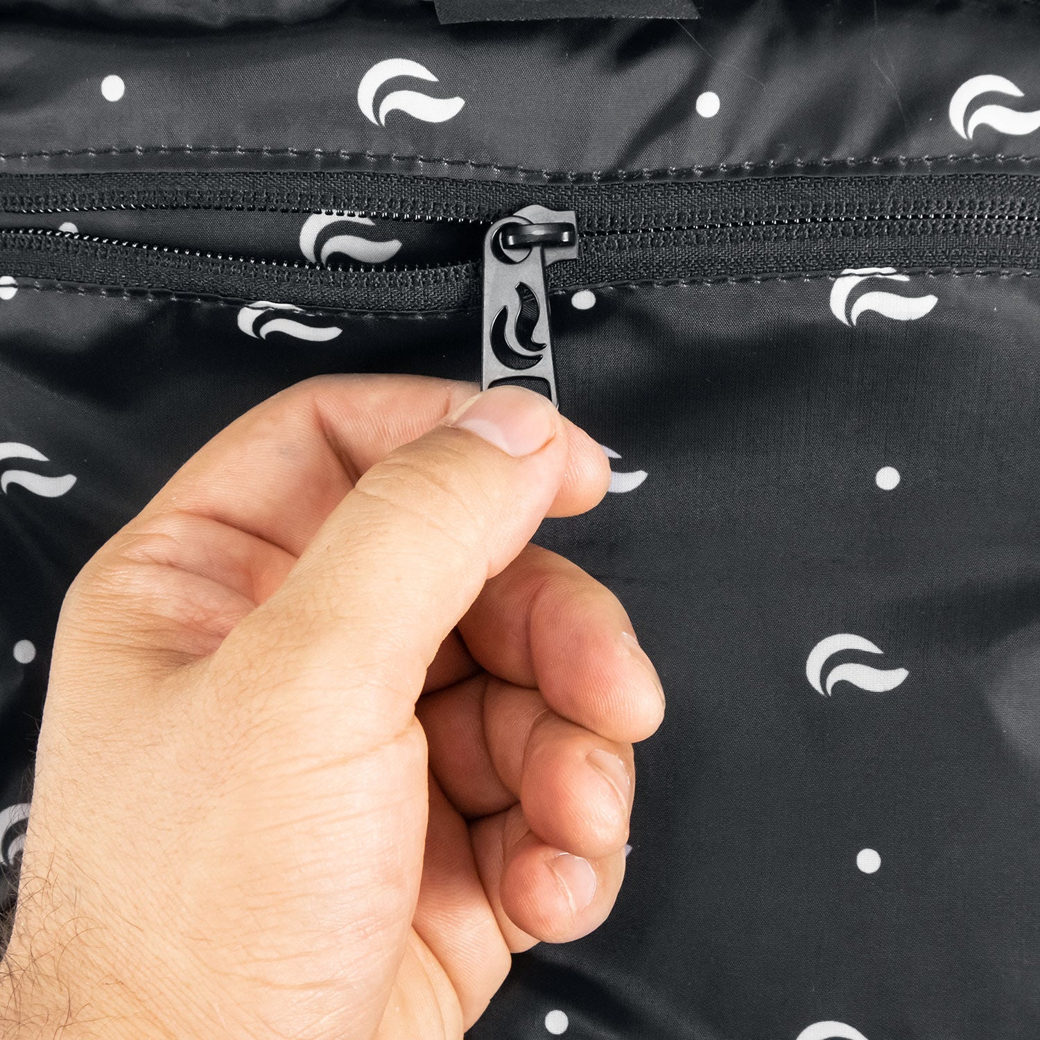 SkunkGuard Odor - Proof Small Kross Bag - Black - BetterGrow Hydro