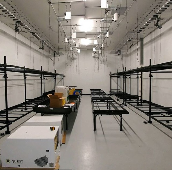 HOMEBOX Equipment Board Grow Tent Room Utility Shelf Rack Ballast Cables Holder 